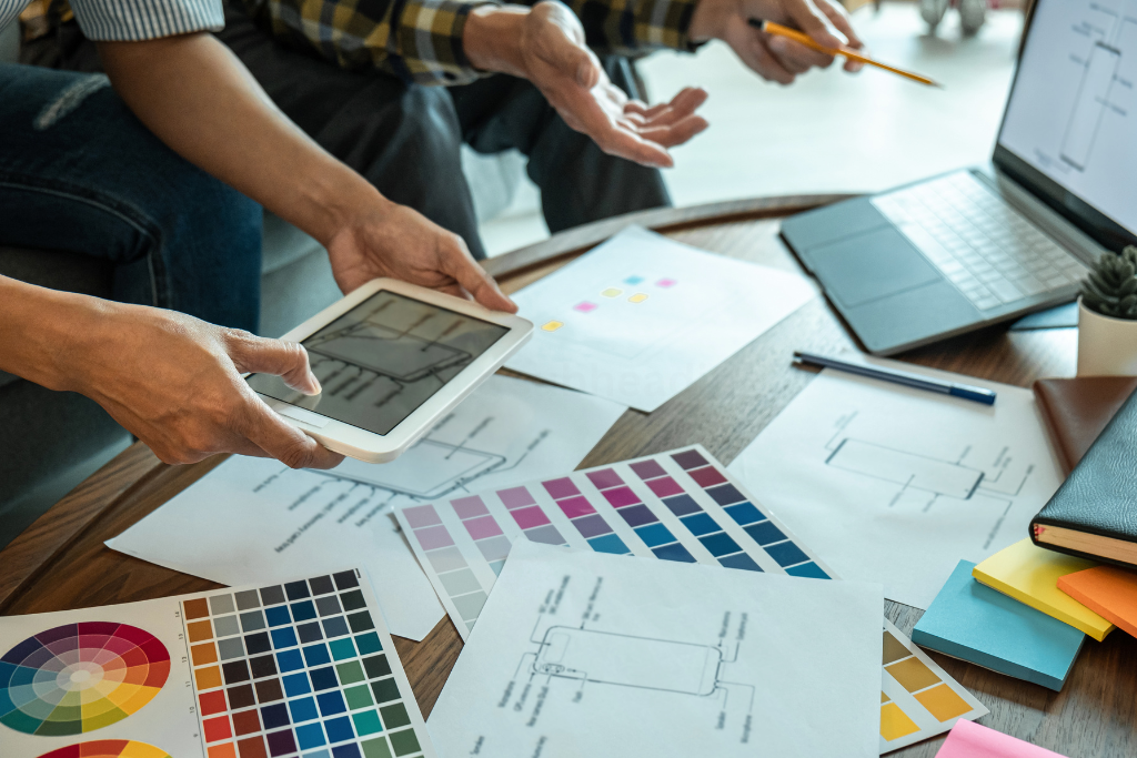 Should You Hire a Web Designer or Use a Website Builder: A Complete Guide